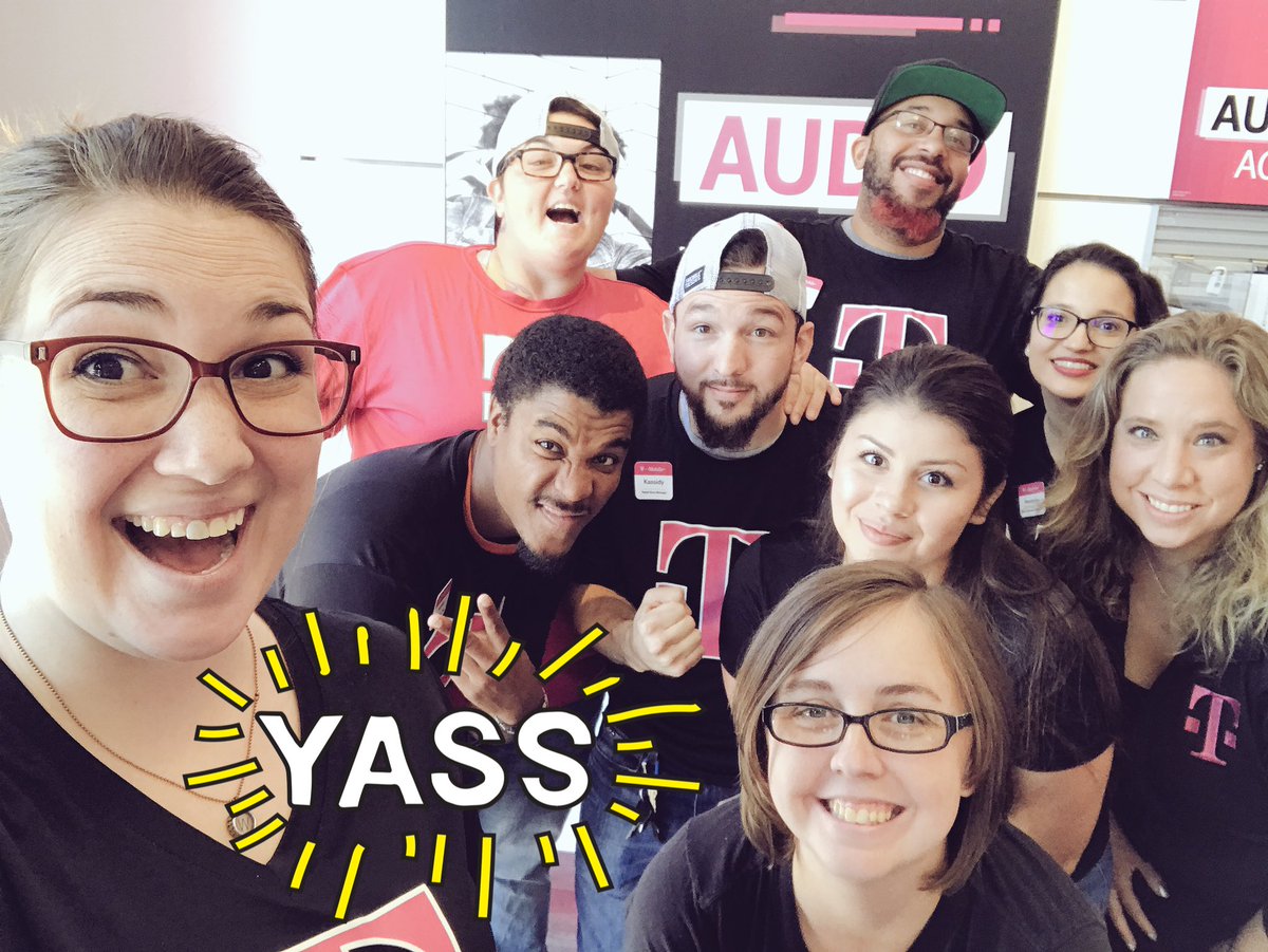 ali_mittens's tweet photo. What up #Tulsa ?! 
@WirelessVision #WVisThePlaceToBe https://t.co/N6LU28g6Lc