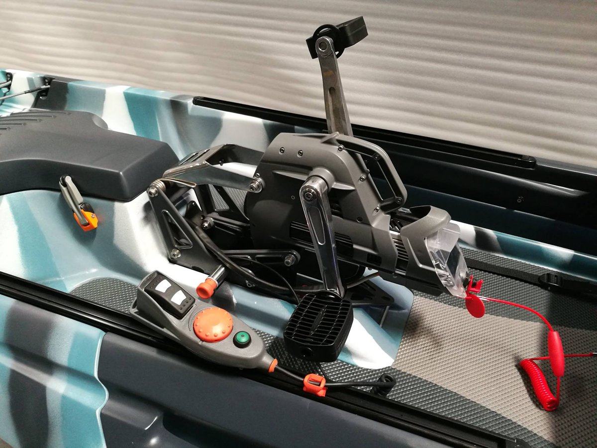 austinkayak's tweet photo. ๐ @feelfreeus just dropped these prototype photos of their new #pedaldrive, a preview before we head to @ICASTshow next week! #kayakfishing https://t.co/QJzP8VXgSA