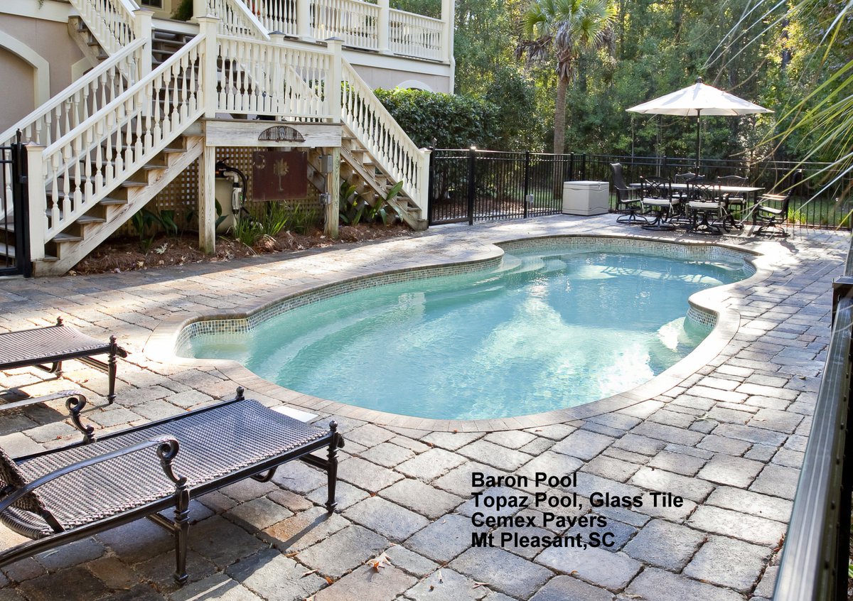 What's not to love about a three day week? #swimming #pools
