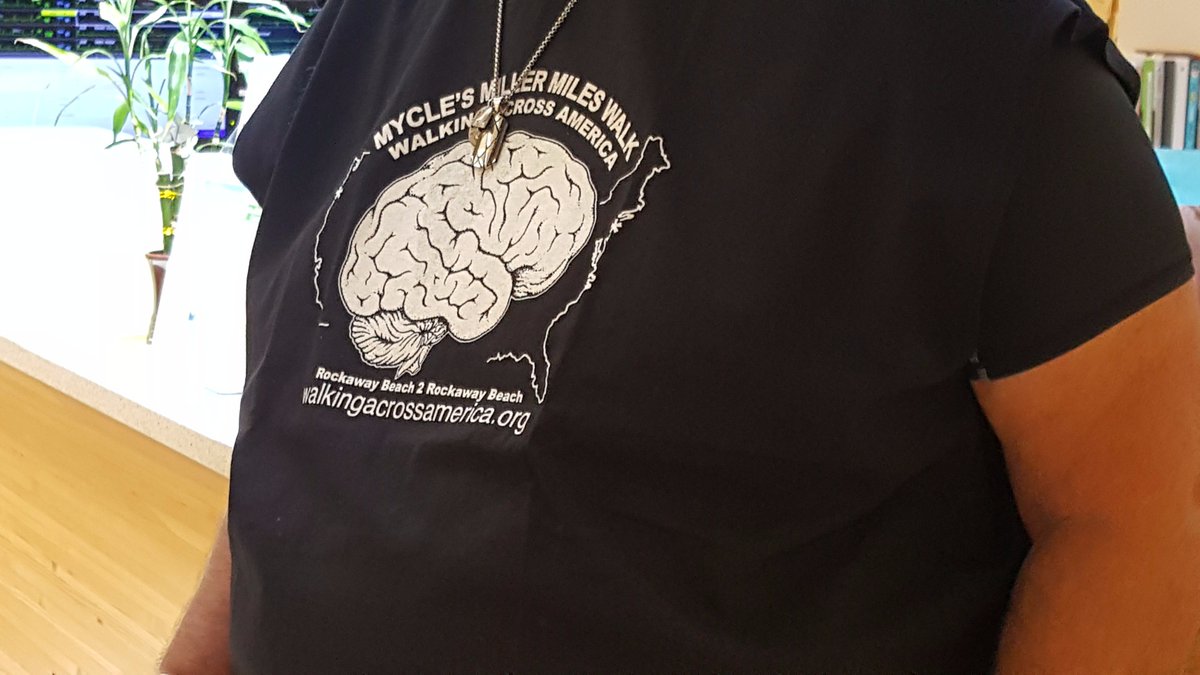 jadecomm's tweet photo. Walking Across America Mycle Brandy at Legacy Emanuel today on his way to NY @OurLegacyHealth #comprehensivestrokeprogram #survived4strokes https://t.co/I14Kg3KGaW