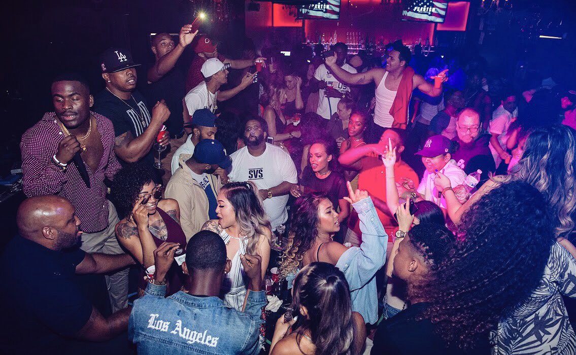 campaignchefp's tweet photo. big love, mad love +++
#RedCupTuesday
@PhantomLoungeSD https://t.co/kQnnLJodCM