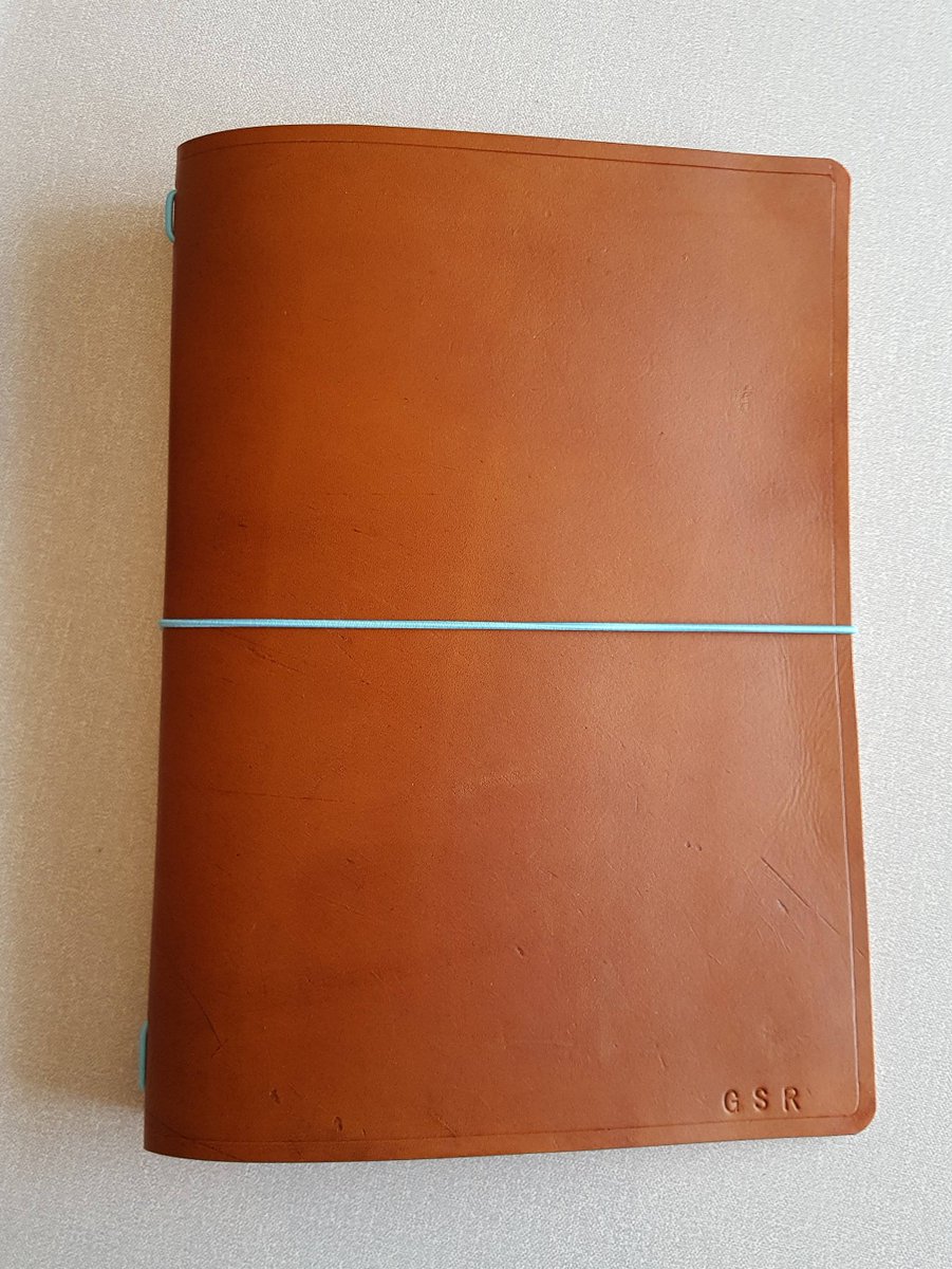 SandraPoppys1's tweet photo. leather journal cover Leather book cover Field notes cover Notebook … https://t.co/i31M8S61yQ #Etsy #FieldNotesCover https://t.co/eZUGLiRUw7