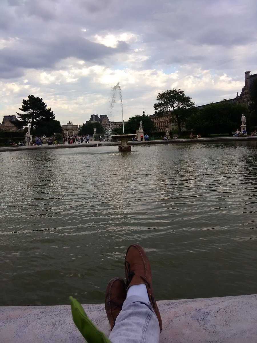 Yarro.    🇫🇷 tweet media