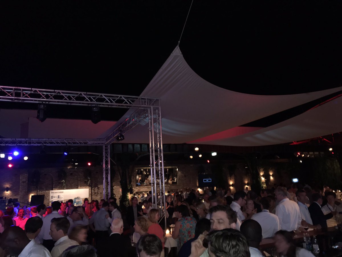 PWCologne's tweet photo. In 40 Minuten ist es soweit #next40 #proud2bedetecon https://t.co/WVjRqDzUUa