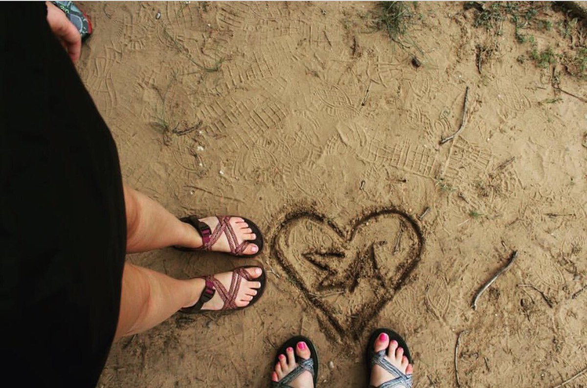 UNTSigmaAlpha's tweet photo. Sweet Summertime &amp; Sweet Sisterhood ☀️ https://t.co/8LaoowWvut