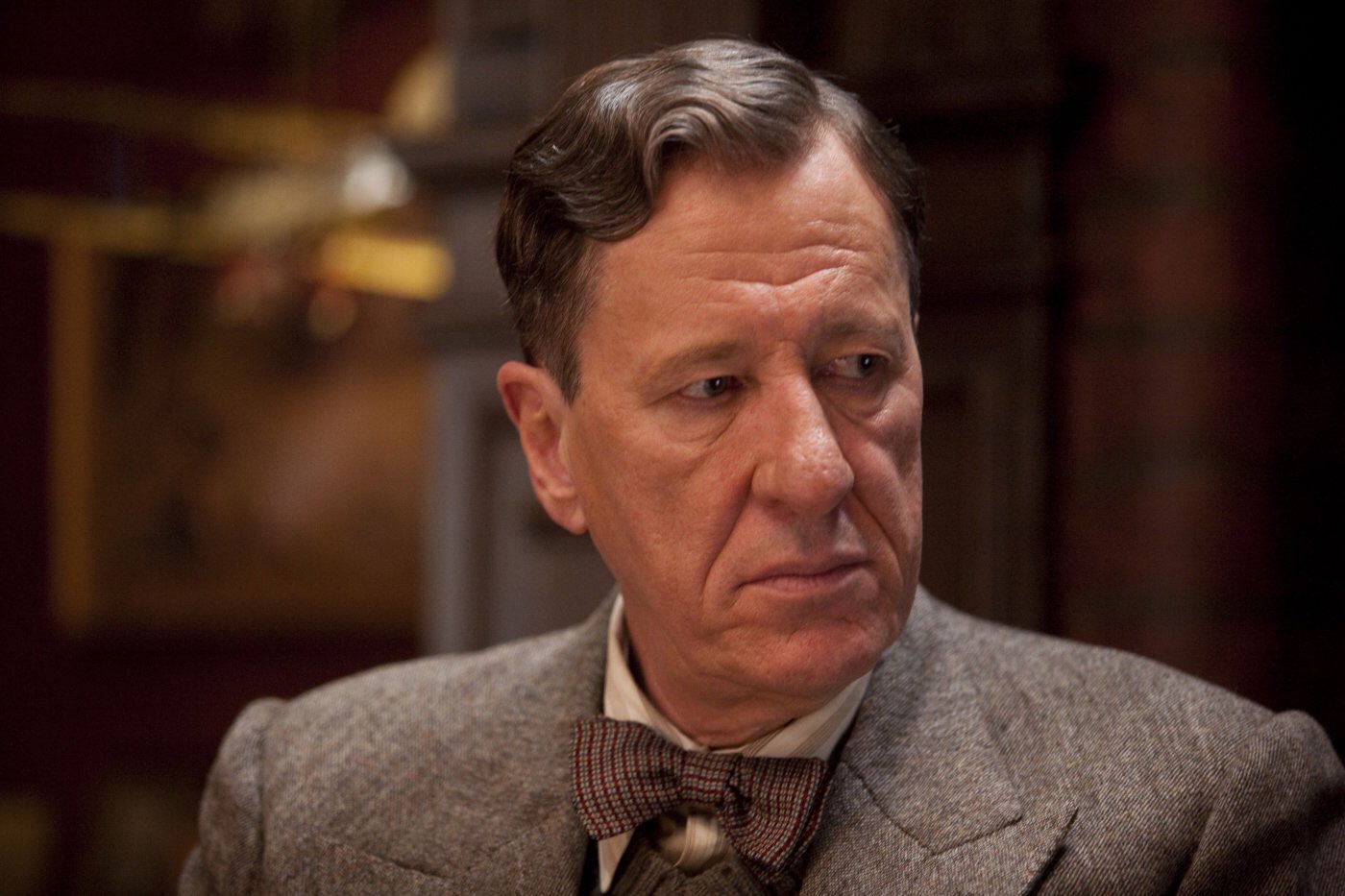Happy 66 Birthday to the academy Oscar winner Geoffrey Rush           