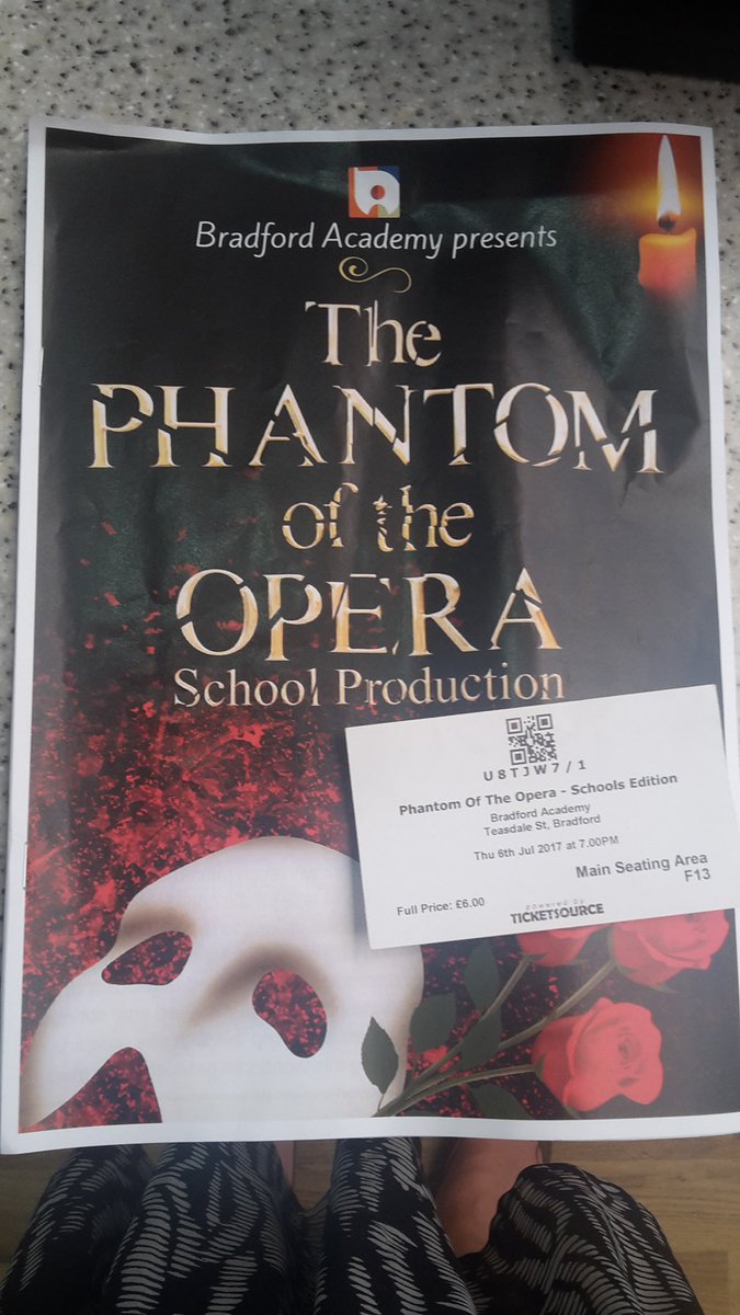 Ms_Delgado_BA's tweet photo. The BA performing arts team does not dissapoint! Well done to all the amazing learners and staff who put on an amazing show! Bravo! https://t.co/WLLkpne876