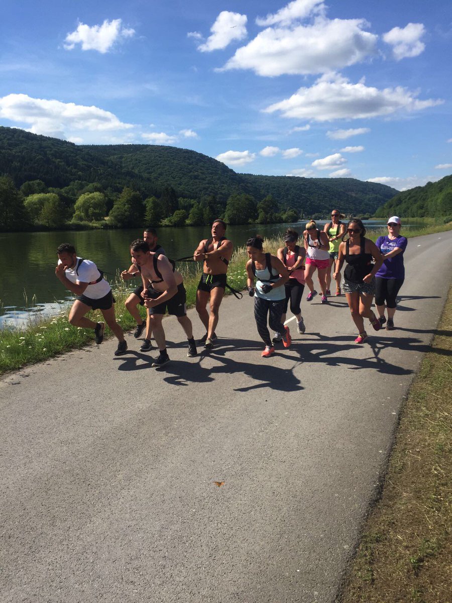 BlastBootcamp's tweet photo. Resistance Running #blastbootcamp #francebootcamp #warmweathertraining https://t.co/avgKVOgkID