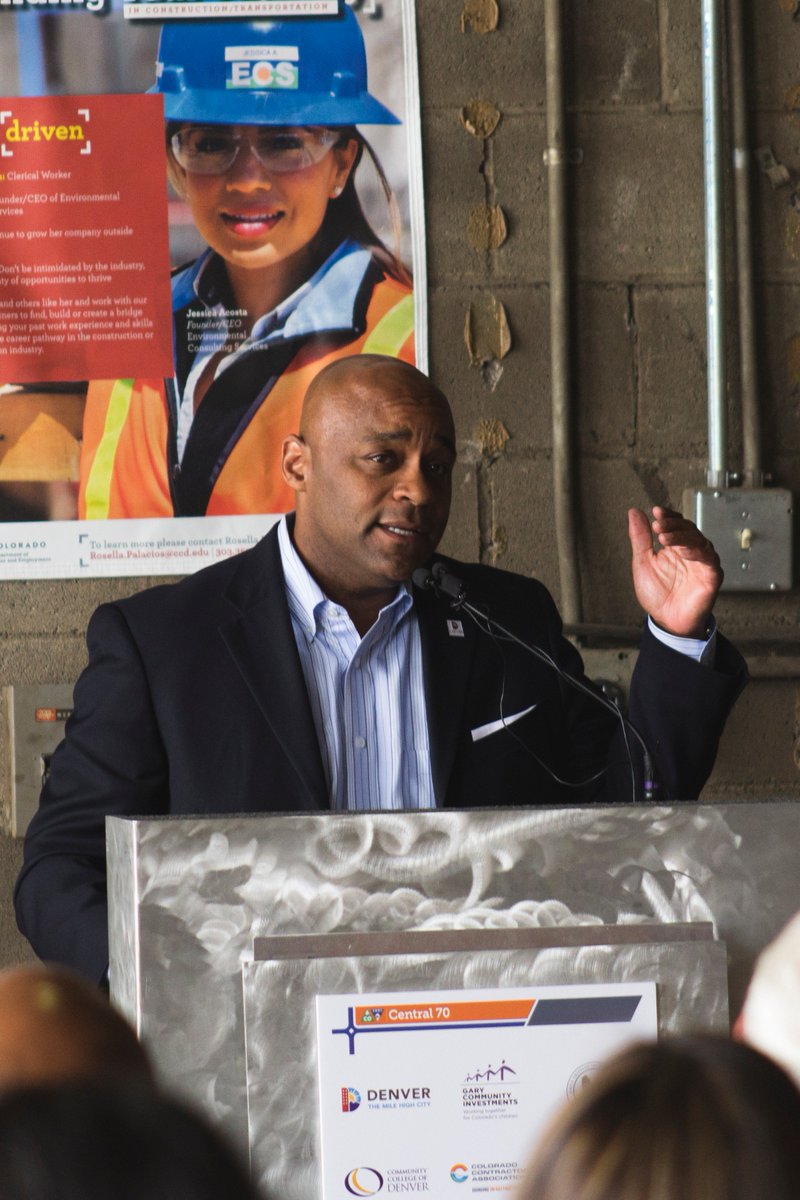 DenverDOSP's tweet image. Moments from today's CDOT/GES ribbon cutting ceremony and talks from @AlbusBrooksD9 and @MayorHancock !