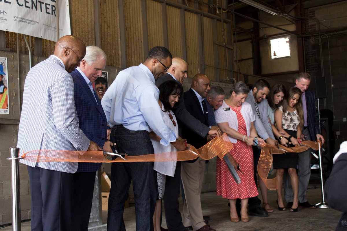 DenverDOSP's tweet image. Moments from today's CDOT/GES ribbon cutting ceremony and talks from @AlbusBrooksD9 and @MayorHancock !
