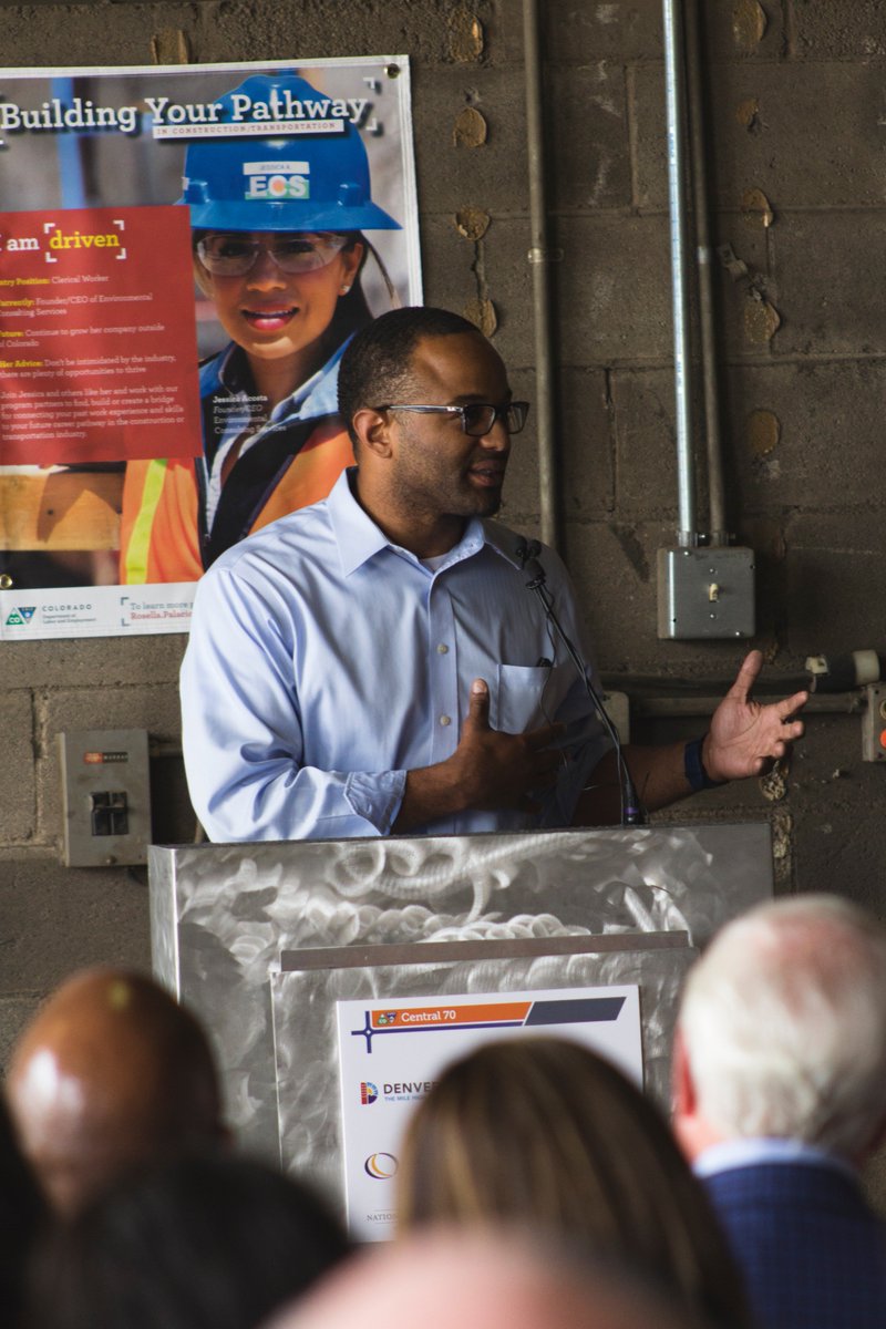 DenverDOSP's tweet image. Moments from today's CDOT/GES ribbon cutting ceremony and talks from @AlbusBrooksD9 and @MayorHancock !