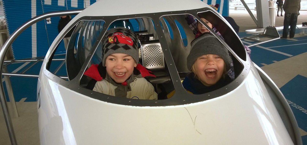 Read our blog about Stress-free flying with children bit.ly/2981anS
