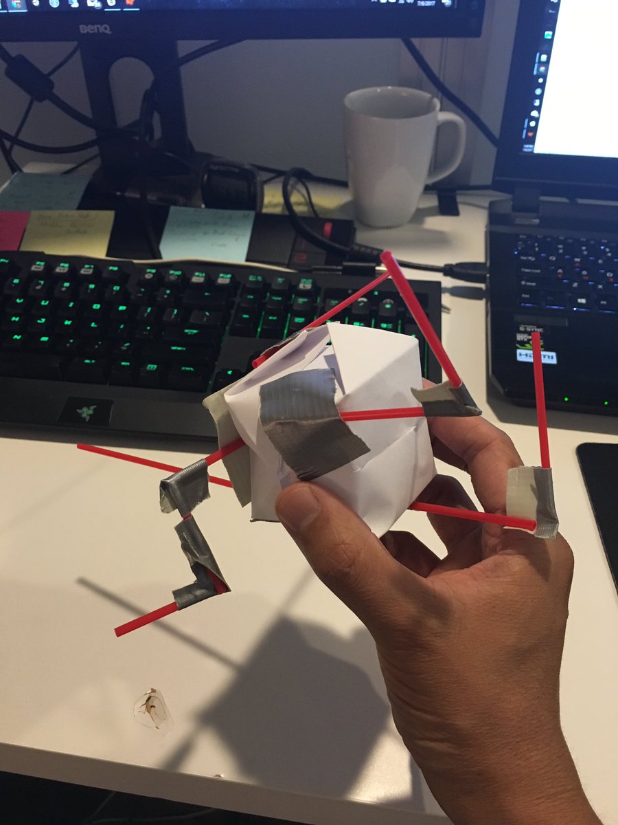 rickalo's tweet photo. #mergevr cube prototyping is so much fun https://t.co/dFKDTxWx02