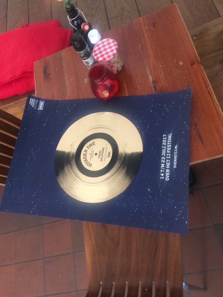 toukidelphine tweet media