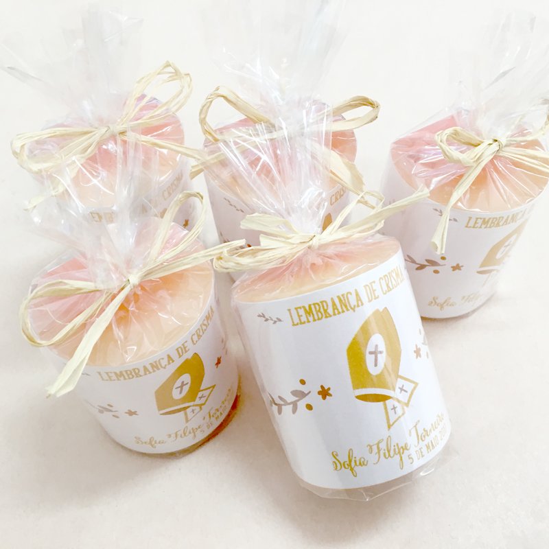 onbeapaper's tweet photo. Customized small candles and bookmarks gifts for Sofia Filipe Torneiro's Confirmation.
#beapaper #crisma #confirmation https://t.co/SWyGhnHpkS