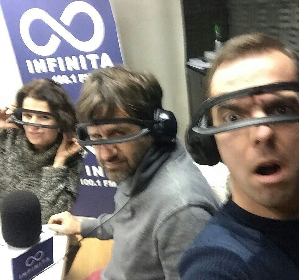 NuevaInfinitaFM's tweet photo. 🔴Al aire #LoQueElViento con #RodrigoBatidas #MagdalenaMaxNeef y @ortizmiguel | Streaming en https://t.co/Zsaj3EEdkC 💻 y App 📱 👌 https://t.co/CThlZN66Gj