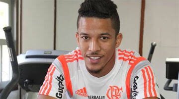 f_bastidores's tweet photo. Atacante Nixon, do @RedBullFutebol, deve reforçar o @ABCFC na sequência da temporada. https://t.co/WjPn5FEY5d