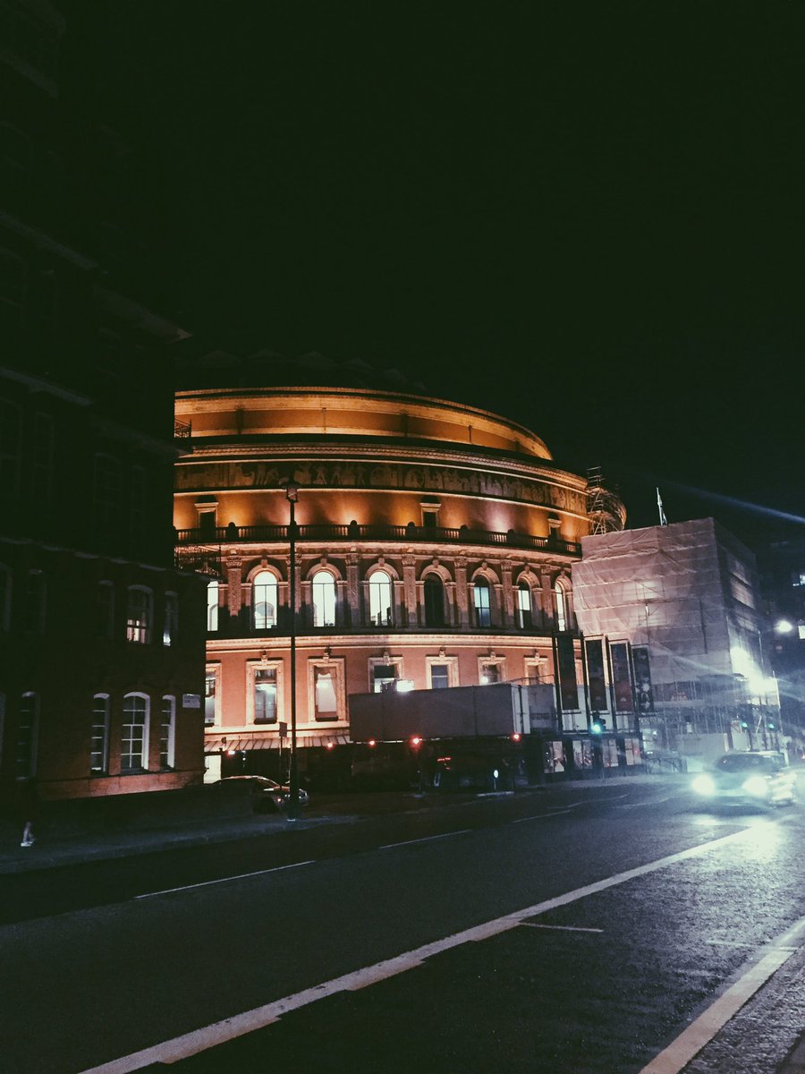 acmgospelchoir's tweet photo. Two nights performing at this beautiful venue alongside our sister choir @SingologyChoir ... so special. #FMYA2017 #BIA2017 #RoyalAlbertHall https://t.co/xykZm9utmh