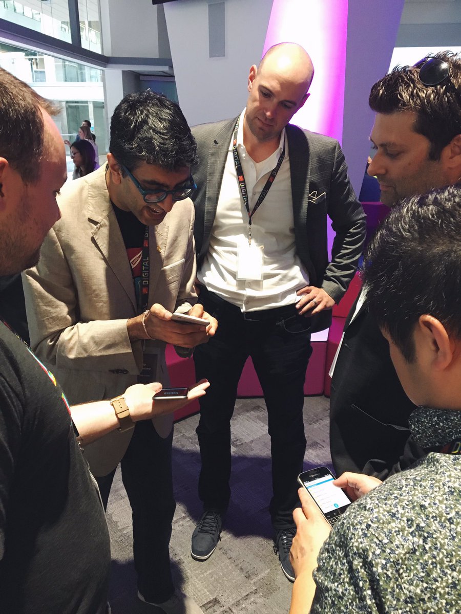CIBCInnovation's tweet photo. Demos in action at the Live Labs booth 📲#LiveLoungeLaunch https://t.co/BqTGLQ0woB