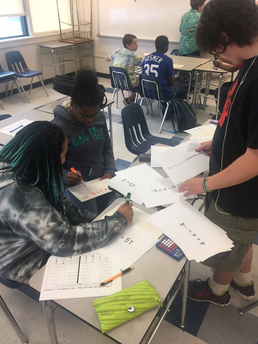 TiannaSAnthony's tweet photo. Group work and games keep students engaged at #ycsdsummeracademy ! https://t.co/SfO8Un8OHp