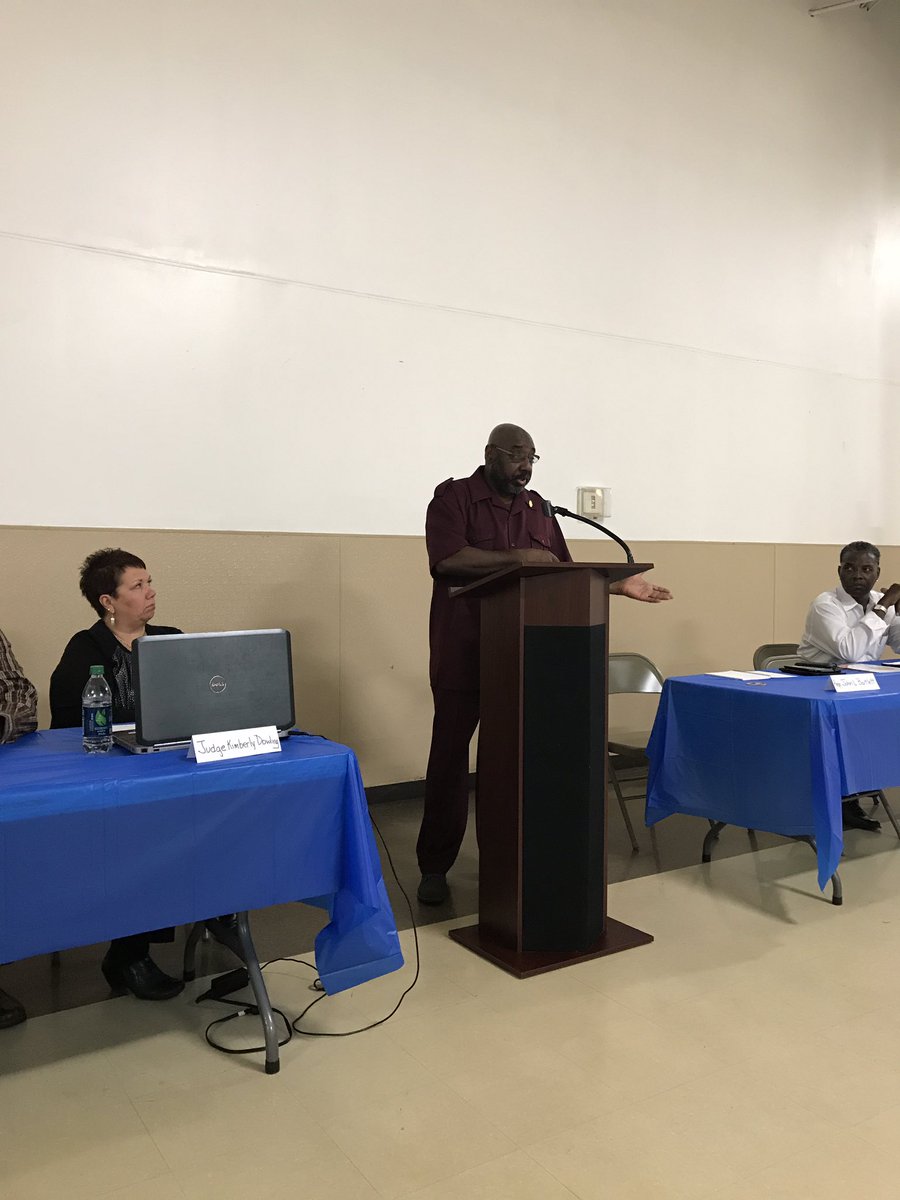 RoniEmbry's tweet photo. Town Hall meeting with State Representative John Bartlett. Full house at CAFE tonight. https://t.co/QPwTfaQ4Pc