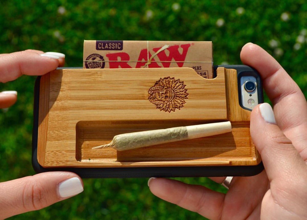 iChiefSupply's tweet photo. Hand-crafted from bamboo in California

Available in 7 Plus 7/6/s 🤙 https://t.co/c0lh9DShSq
