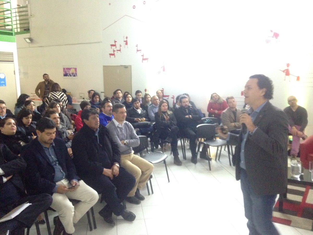 Atacama_Florece's tweet photo. Talento+Redes+Capital+ Infraestructura, pilares de la innovación y emprendimiento en el ecosistema @jesantosg https://t.co/LcFQEzkpA3