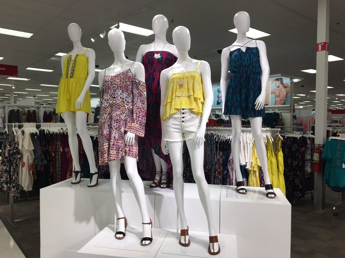 GloriaSwann's tweet photo. Ready for those hot summer days 🌞Thank you @stephaniebuzal1 for your awesome #Style today!! #345remodel #T362 @emma_first @Johnson2Chris https://t.co/Q29A2nGpQN