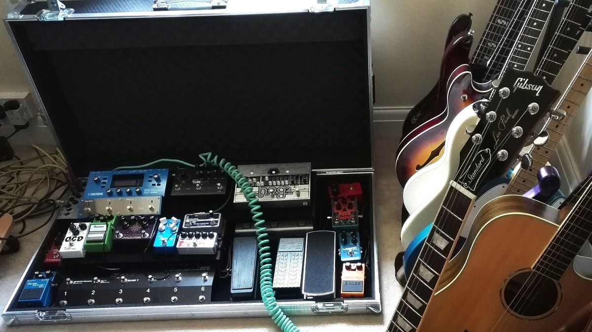ToneOdyssey's tweet photo. Where did the last 2 days go? Oh yeah, there they are... Burned into the Les Paul fretboard and stored as ES8 patches :-) https://t.co/9NwJQtg0C8