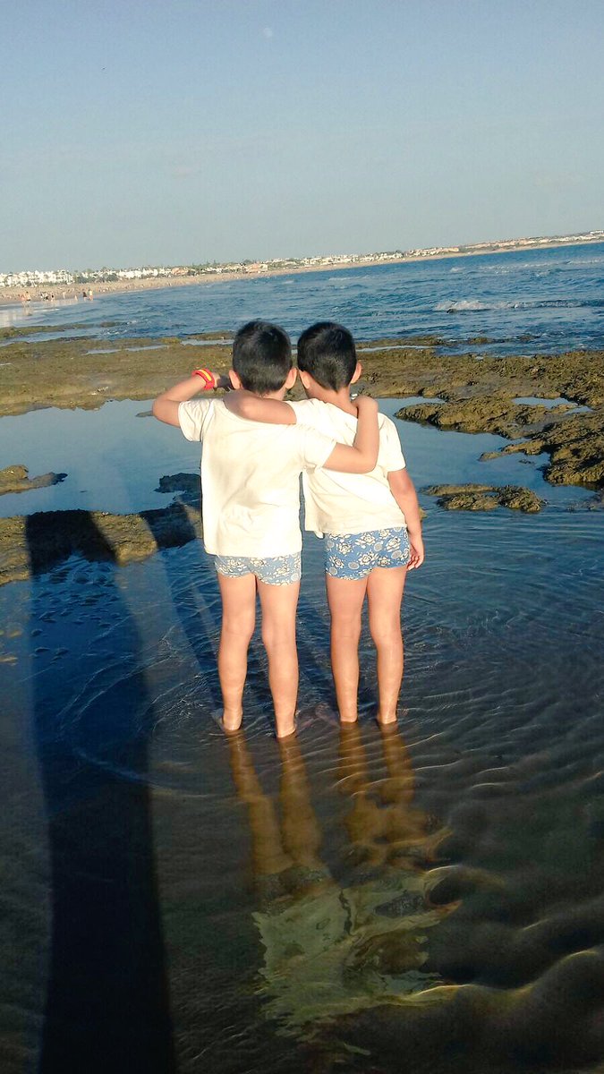 ismaelcarmona89's tweet photo. Otros 2 amores míos! MIS SOBRINOS! Los amoooo.... https://t.co/Nslpis9Vnv