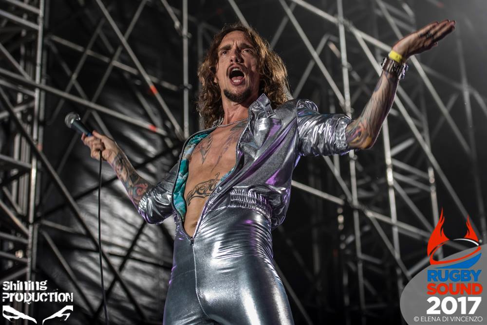 The Darkness tweet media