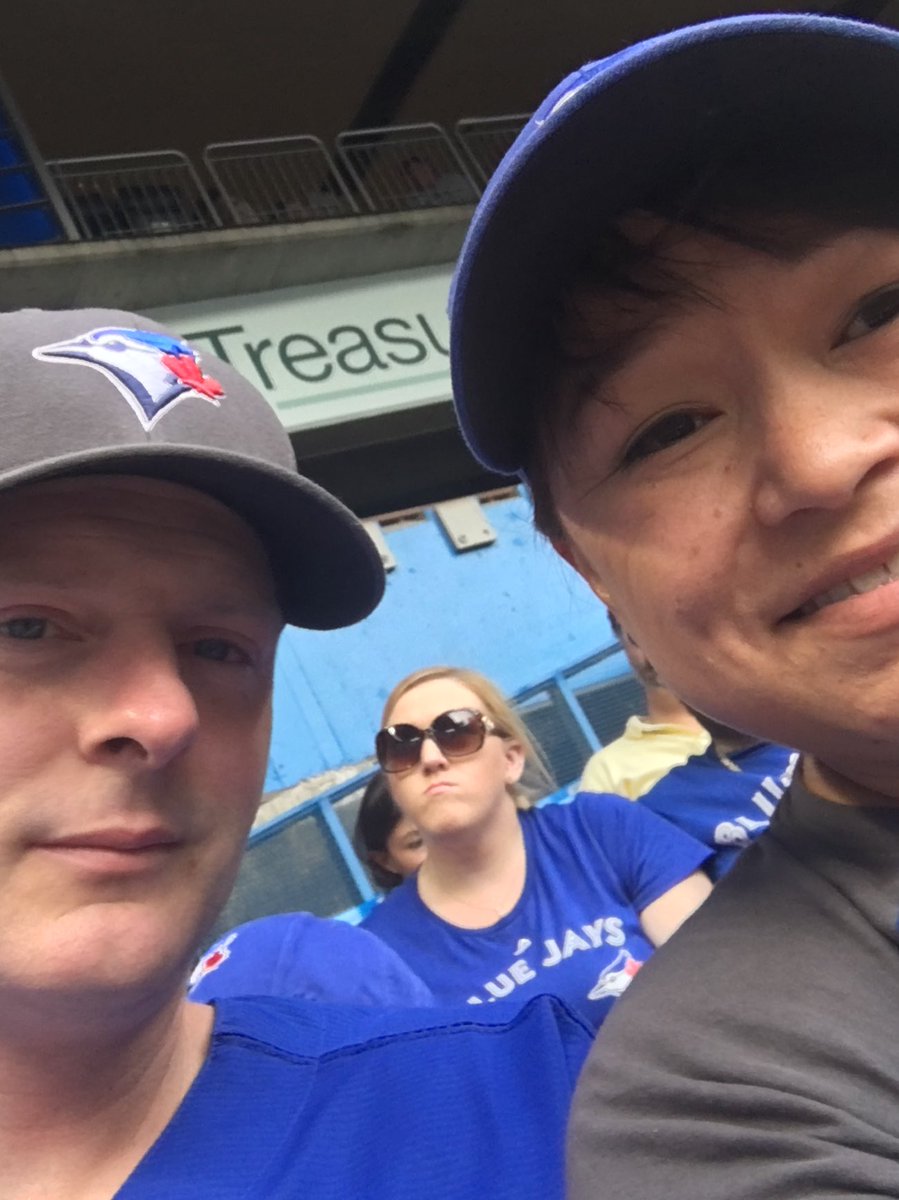 Joni_jeej's tweet photo. Living the dream #LetsRISE  @BlueJays https://t.co/6AvIS5oLX6