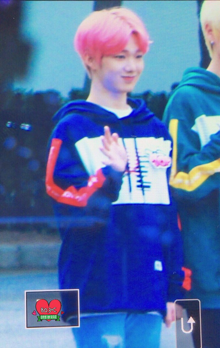 Kyeongha0803_LT's tweet photo. 170707 뮤직뱅크 출근길 👻   프리뷰 

좋은 아침 ~~

#일급비밀 #一級秘密  #경하 #TopSecret  #WAKEUP #MINDCONTROL @FS7_official https://t.co/Sq3rSnoK3g