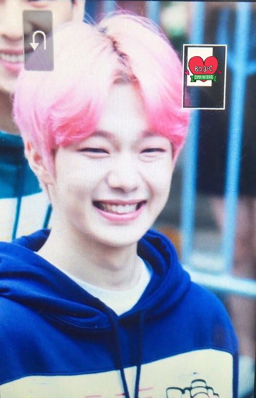 Kyeongha0803_LT's tweet photo. 170707 뮤직뱅크 출근길 👻   프리뷰 

좋은 아침 ~~

#일급비밀 #一級秘密  #경하 #TopSecret  #WAKEUP #MINDCONTROL @FS7_official https://t.co/Sq3rSnoK3g