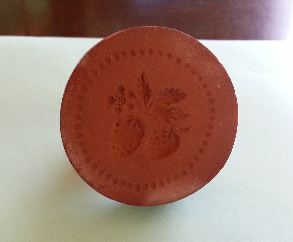 2014fabfinds's tweet photo. #Vintage #Rycraft Terra Cotta #CookieStamp - #Strawberry Design - Retired #collectibles #deals #eBay #kitchenware : https://t.co/DZbvP9Imhn https://t.co/0LVjRQQAeO
