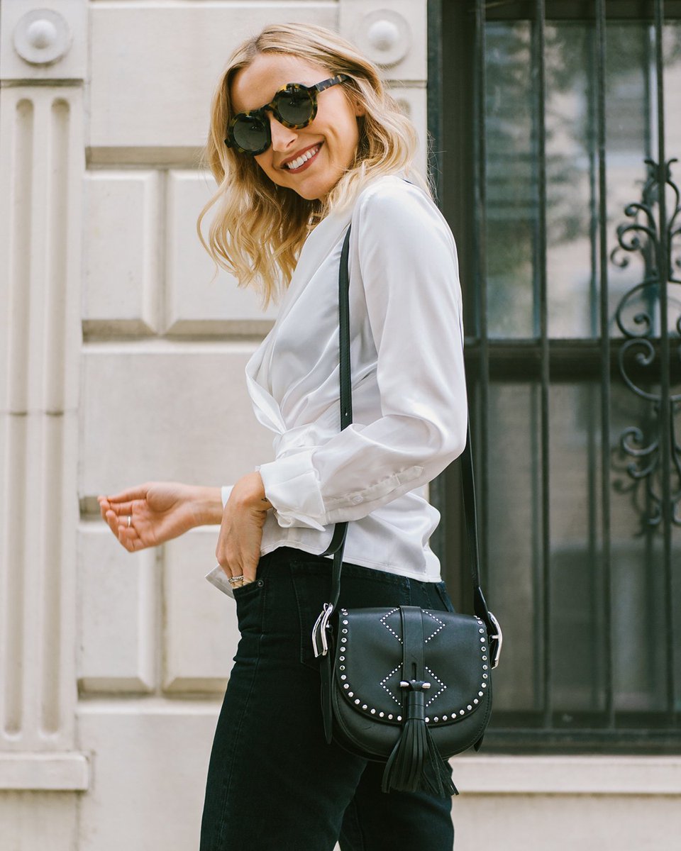 AnneKlein's tweet photo. All smiles. @tara_brose wearing our Kate Crossbody. #AnneKlein #Annecdotes
-
Available at @bloomingdales: https://t.co/d5itgLIeSd https://t.co/Par67AyS63