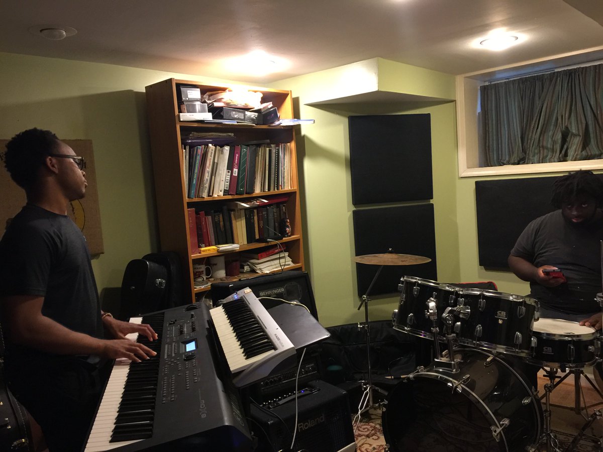 kabilamusic's tweet photo. Preparing for the launch of the featured single by @yenspire https://t.co/yE40RNvJEB