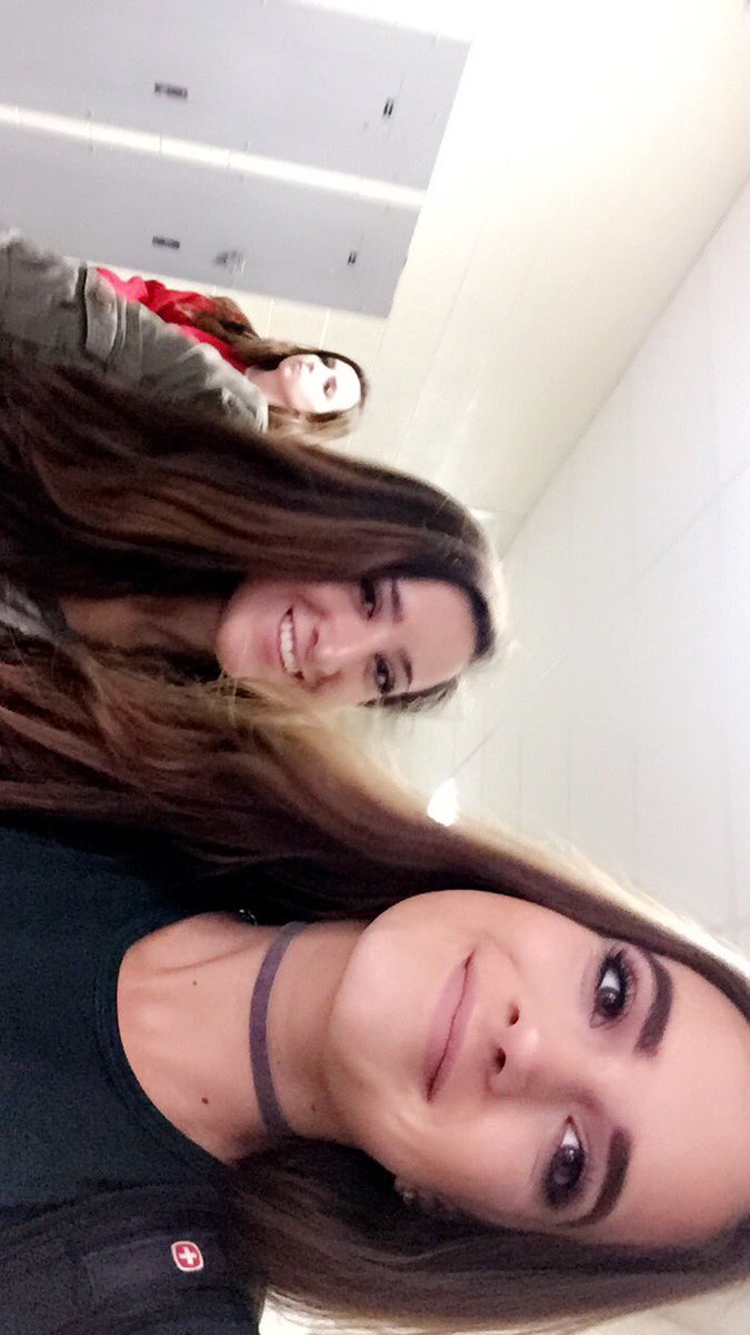 annarakes11's tweet photo. happy bday!!! @jojokerrigan love you ps i still play my game https://t.co/h5mIFjSV37