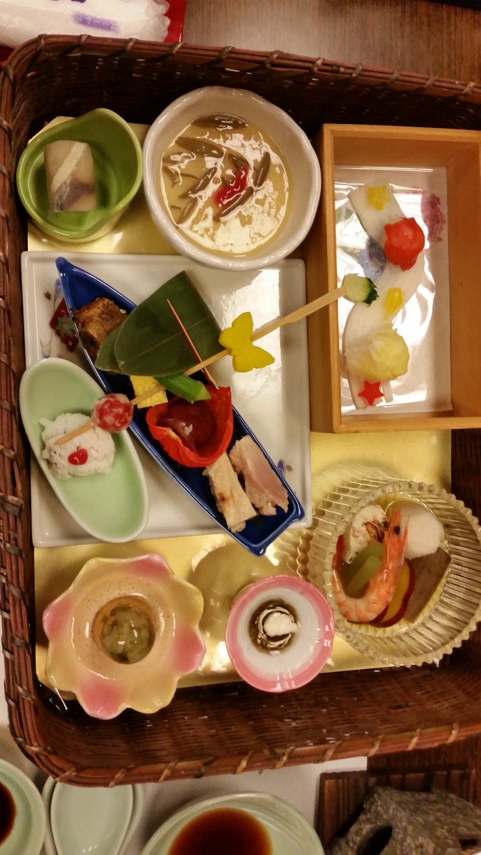 jdelhaize's tweet photo. Part of our @cosmosastro conference dinner last night! No idea what most of it is, but a fun cultural experience! #sciventures #cosmos2017 https://t.co/yH38PFn27g