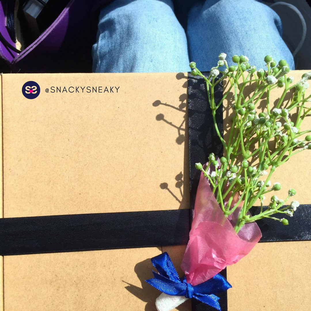 Surprise Idea #2, a mini bouquet, a cute gift idea that's quick, easy and cheap to make! Girls definitely will be like " aww..."