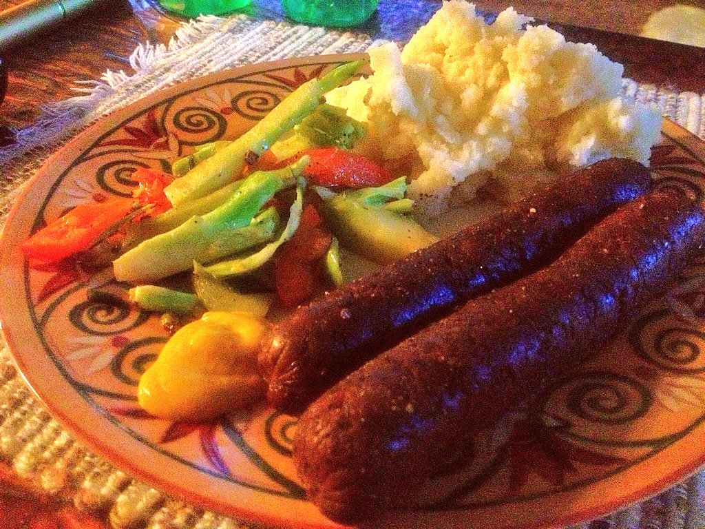 RisingSign's tweet photo. #Vegan WILL satisfy you. This meatless, #ClimateSaving Sausage is mouth watering. Why kill? ❤ - HI https://t.co/UCBSoI4zTt