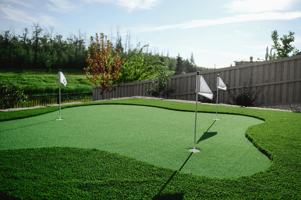 SalisburyLand's tweet photo. Love Golf? Check out this awesome custom putting green we installed!
#golf #TBT #custom #yeglandscape #customlandscape #golflove https://t.co/Om5EvZKkmo