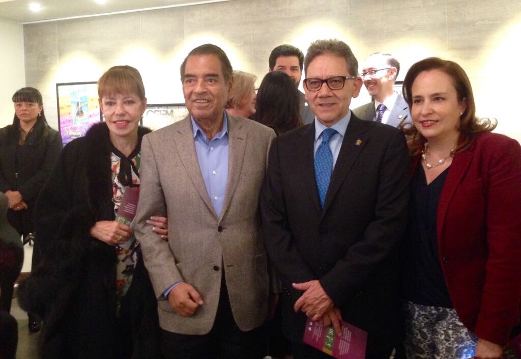 HumbertoBeniTre's tweet photo. Concierto Oneness, encabezado por @Rector_UAEM, a beneficio de @FundacionUAEMex. Por más y mejores profesionistas ¡Súmate! https://t.co/YA5Cvl2eRF