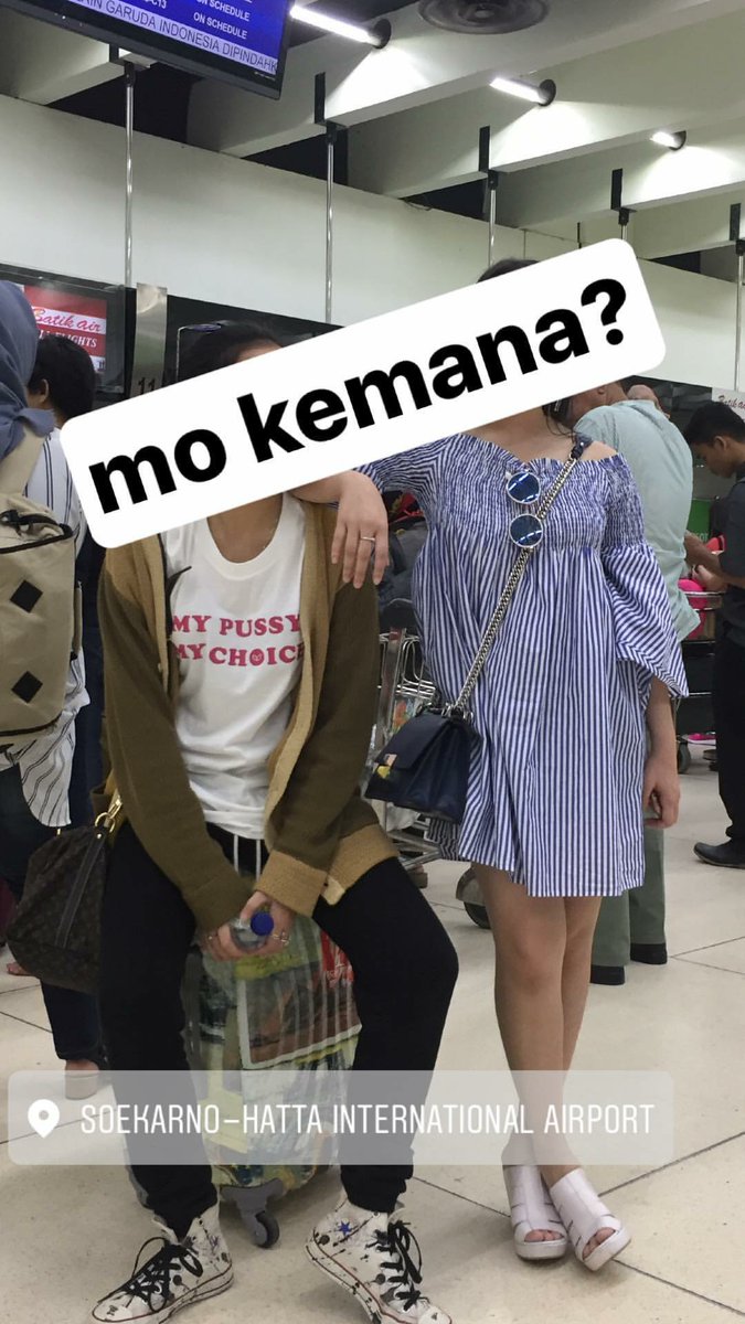 PrillversLMBK_'s tweet photo. Mo kemana? Ke bali tuhh @PrillyBie @indhjulia 😋😋😋 https://t.co/aBhJBCxe08