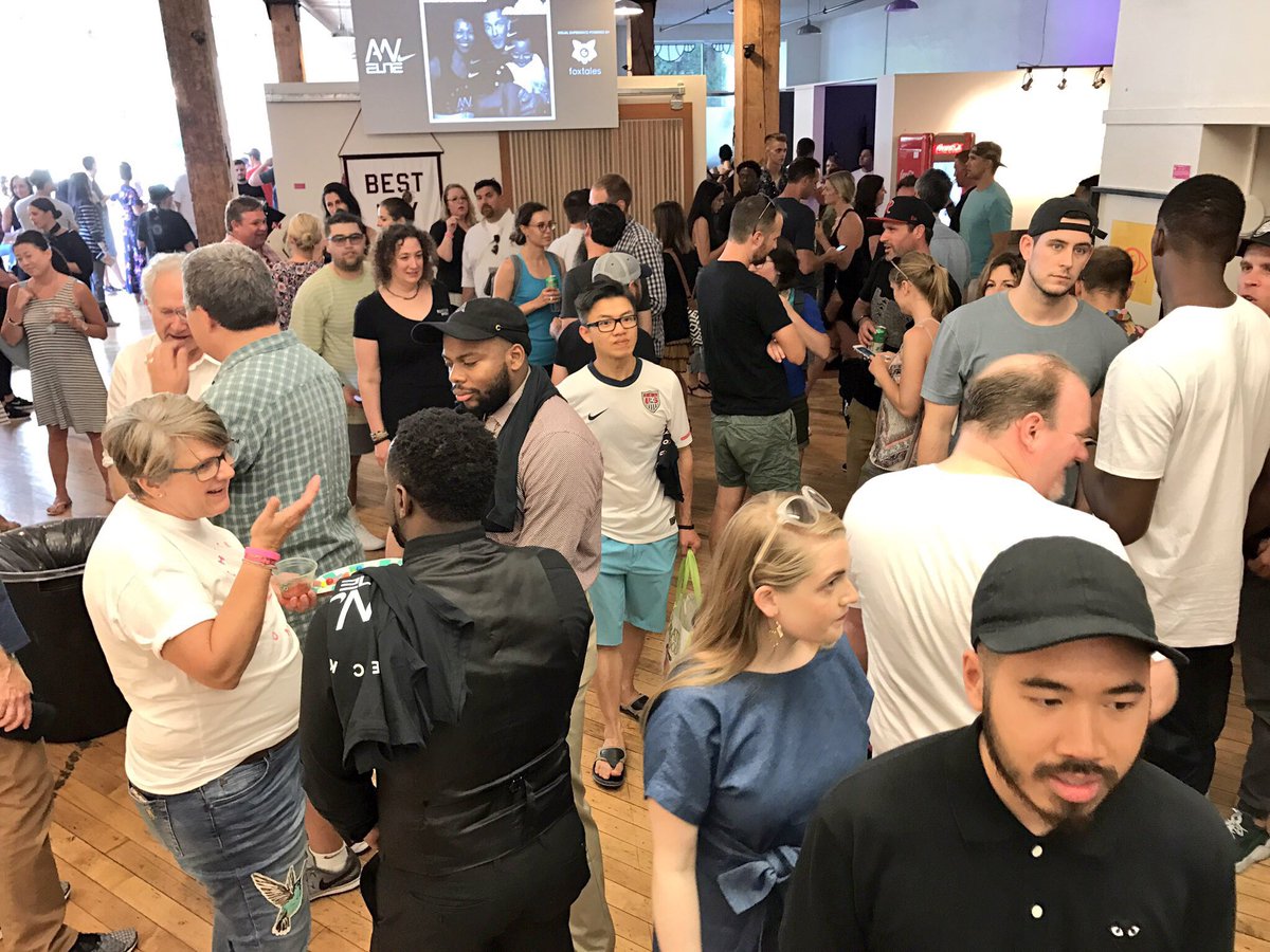 ColeMillerTV's tweet photo. Packed house at Gallery 135! Incredible artwork from @Nike designers being sold to benefit @StJude - runs til 11 #CheckYourSwoosh #KOIN6News https://t.co/IAIaWOaA8T