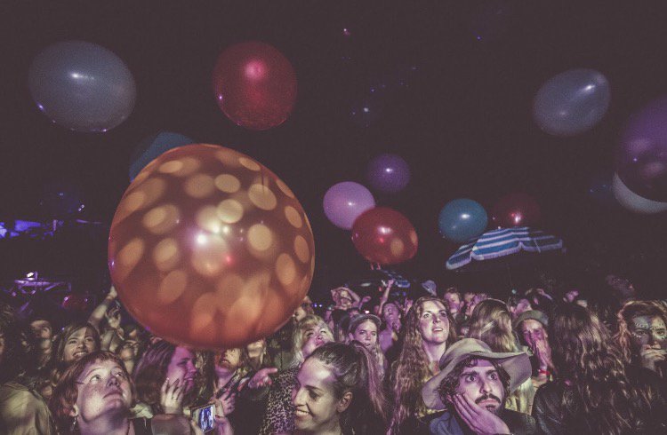 Big balloons for big kids 🎈🎉 #junglelovefestival <a href="/sunshinecoastoz/">Visit Sunshine Coast</a> <a href="/Queensland/">Queensland Australia</a> 📸: kylebvtcher