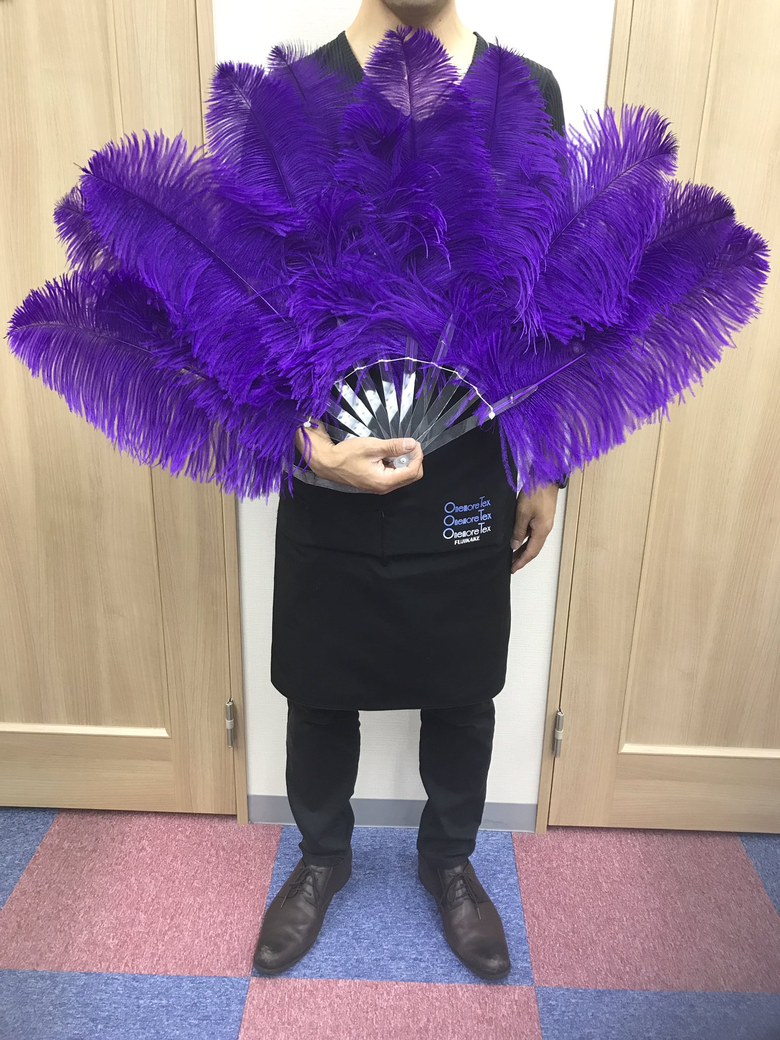 フェザーファン ベリーダンス、バーレスク小道具