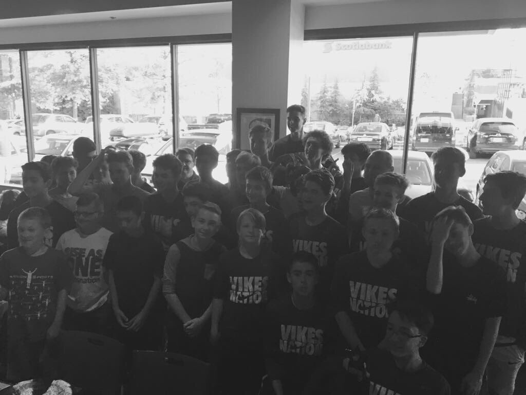craigbeaucamp's tweet photo. Vikes Nation Club BBall @uvicvikes team dinner wrap up. All teams in attendance, u12-16 celebrating a great spring/summer season, congrats! https://t.co/vvXmsgcMtu