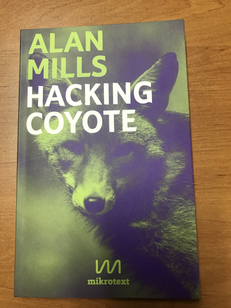 pr3tz's tweet photo. Les presumo que por fin conseguí una copia del último libro del buen @alan1000s 

Recomendado. #hackingcoyote https://t.co/TruzAPe4jj