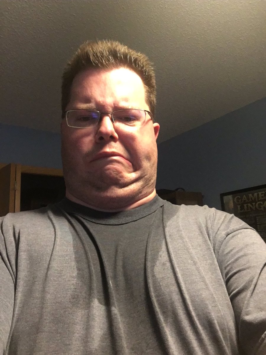 NateGillick's tweet photo. Thursday night #HEXercise. Trying to work off the weight to revert to a sexier form. https://t.co/bQQRpXEIVP